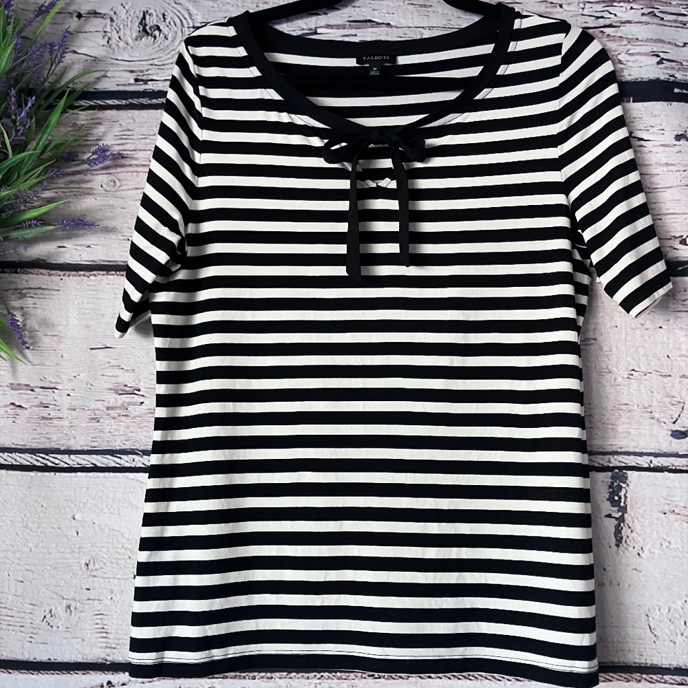 Talbots black and white top